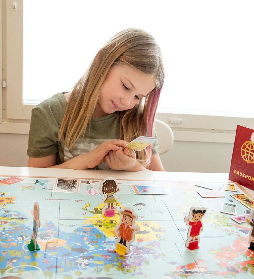 TACTIC Board Game - Learn About the World kids - Danish