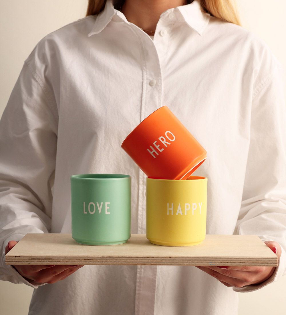 Design Letters Cup - Favorite Cup - Hero - Orange