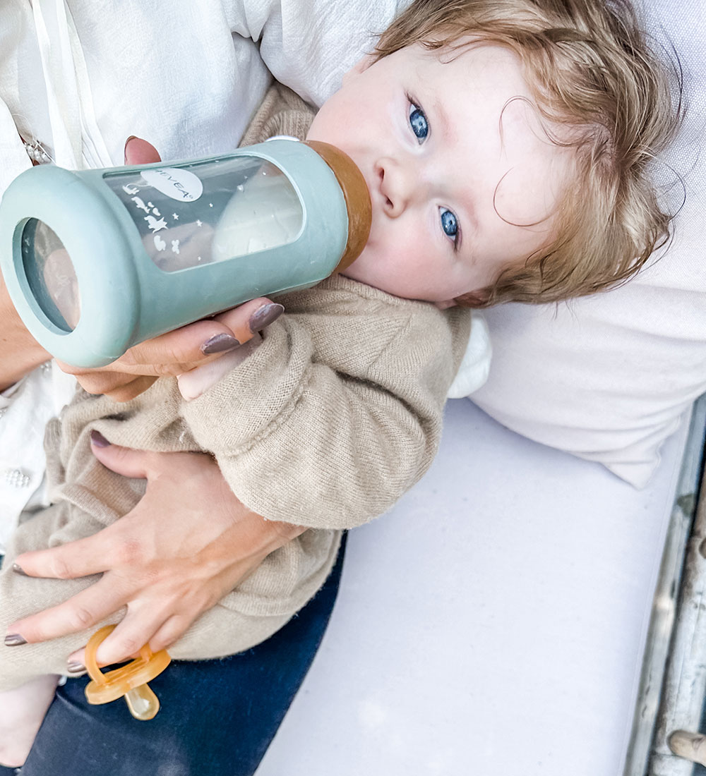 Hevea Feeding Bottle - 250 mL - Seafoam Blue