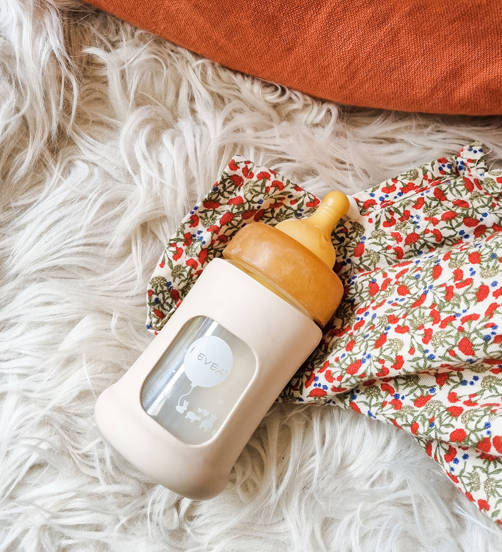 Hevea Feeding Bottle - 150 mL - Sand