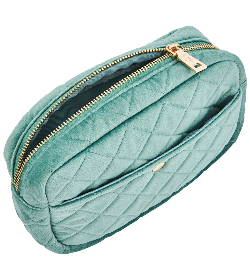 Fan Palm Toiletry Bag - Medium+ - Quilted Velvet - Mint Green
