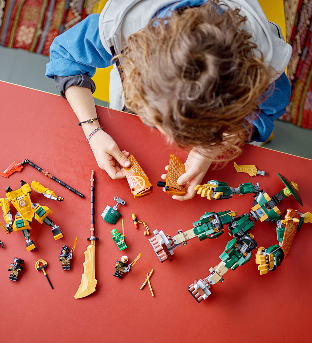 LEGO® Ninjago - Lloyd and Arin's Ninja Team Mechs 71794 - 764 Pa