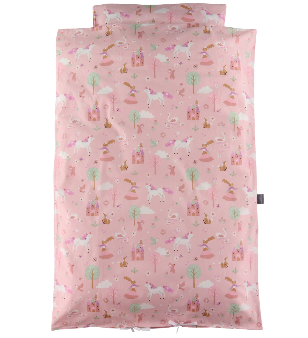 Nørgaard Madsens Bedding - Adult - Pink w. Adventure garden