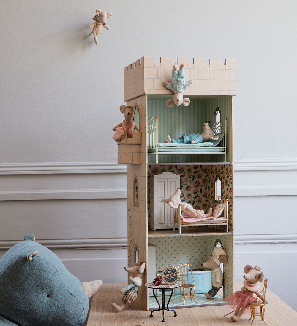 Maileg Dollhouse - Castle w. Kitchen