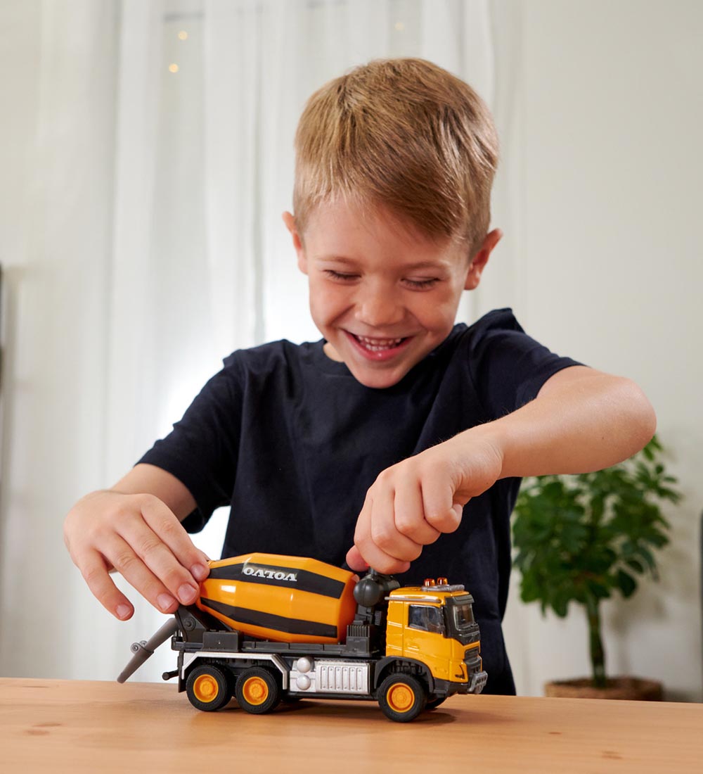 Jouets Majorette - Volvo Concrete Camion av. Lumière/Son