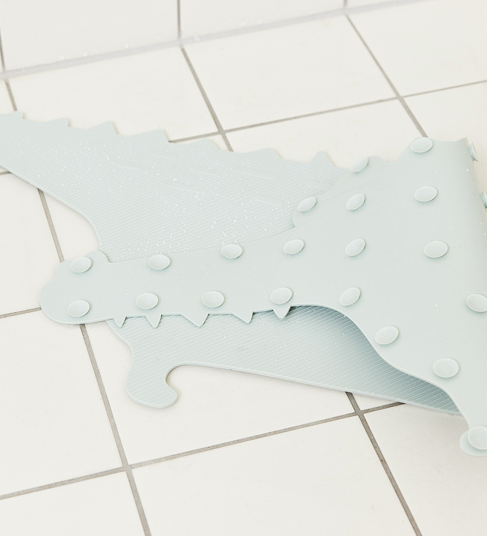 OYOY Shower Mat - Crocodile Gustav - Pale Mint