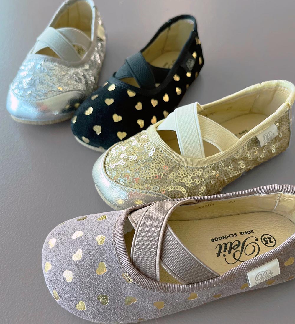 Petit by Sofie Schnoor Slippers - Purple w. Gold Hearts