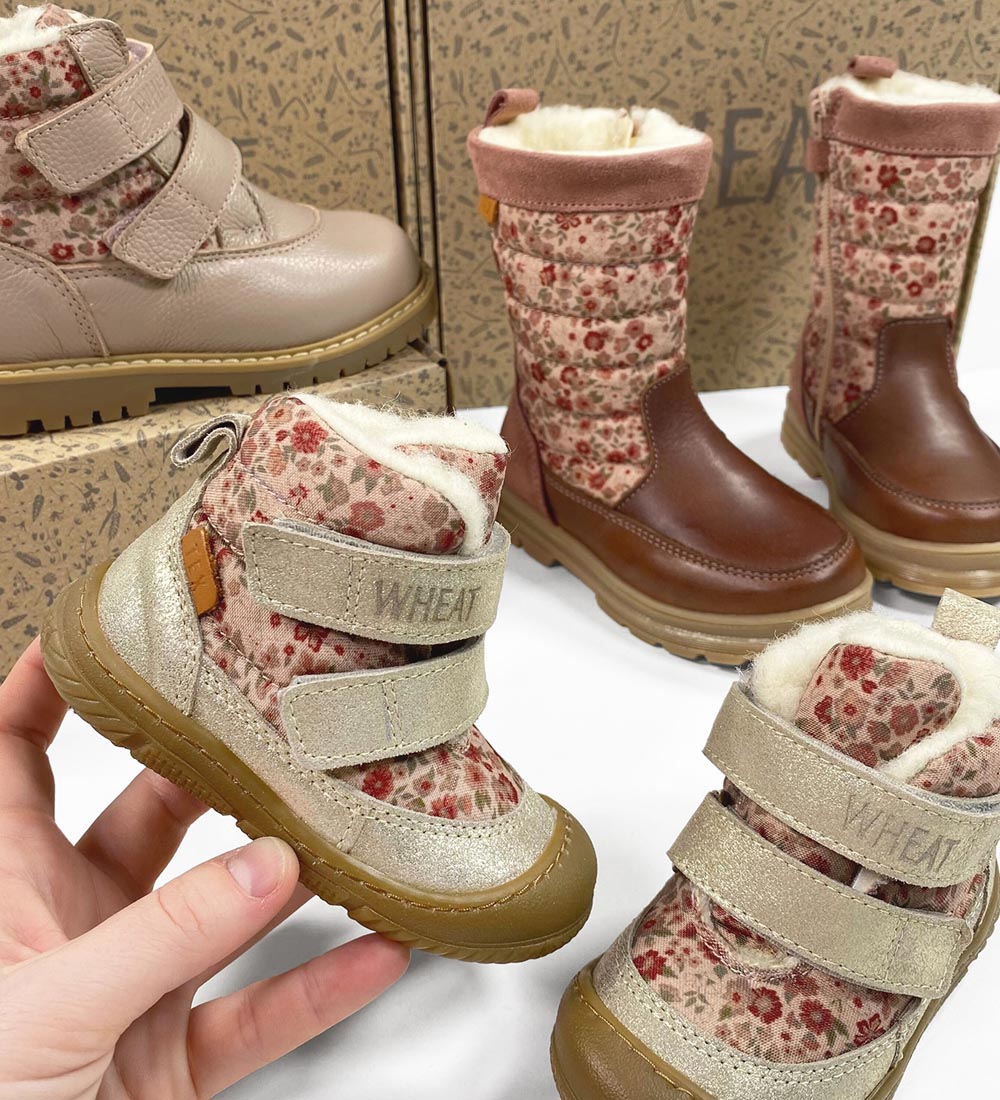 Wheat Winter Boots - Dowi Prewalker - Tex - Rose Dust Flower