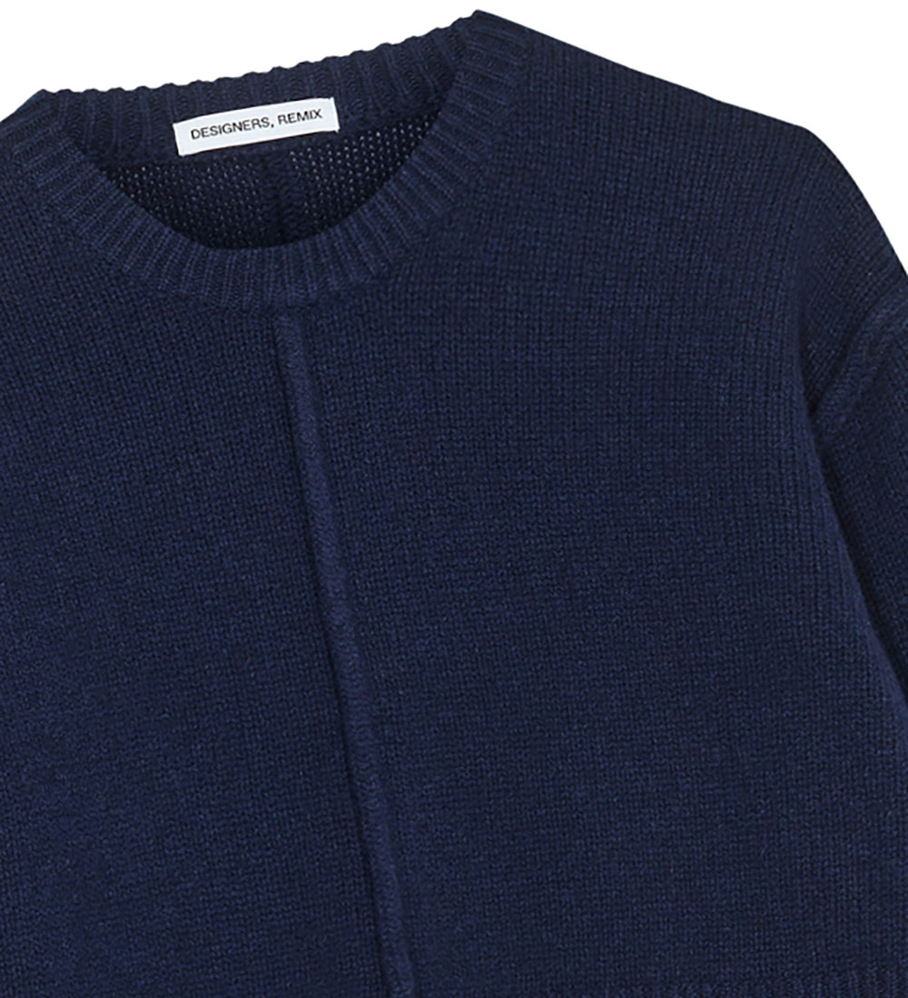 Designers Remix Blouse - Wool - Carmen Cropped - Navy