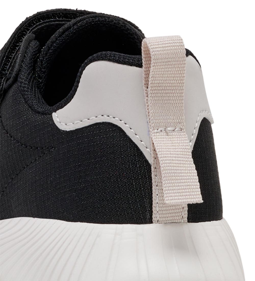 Hummel Shoe - Actus FTR Recycled Jr - Black w. Reflex