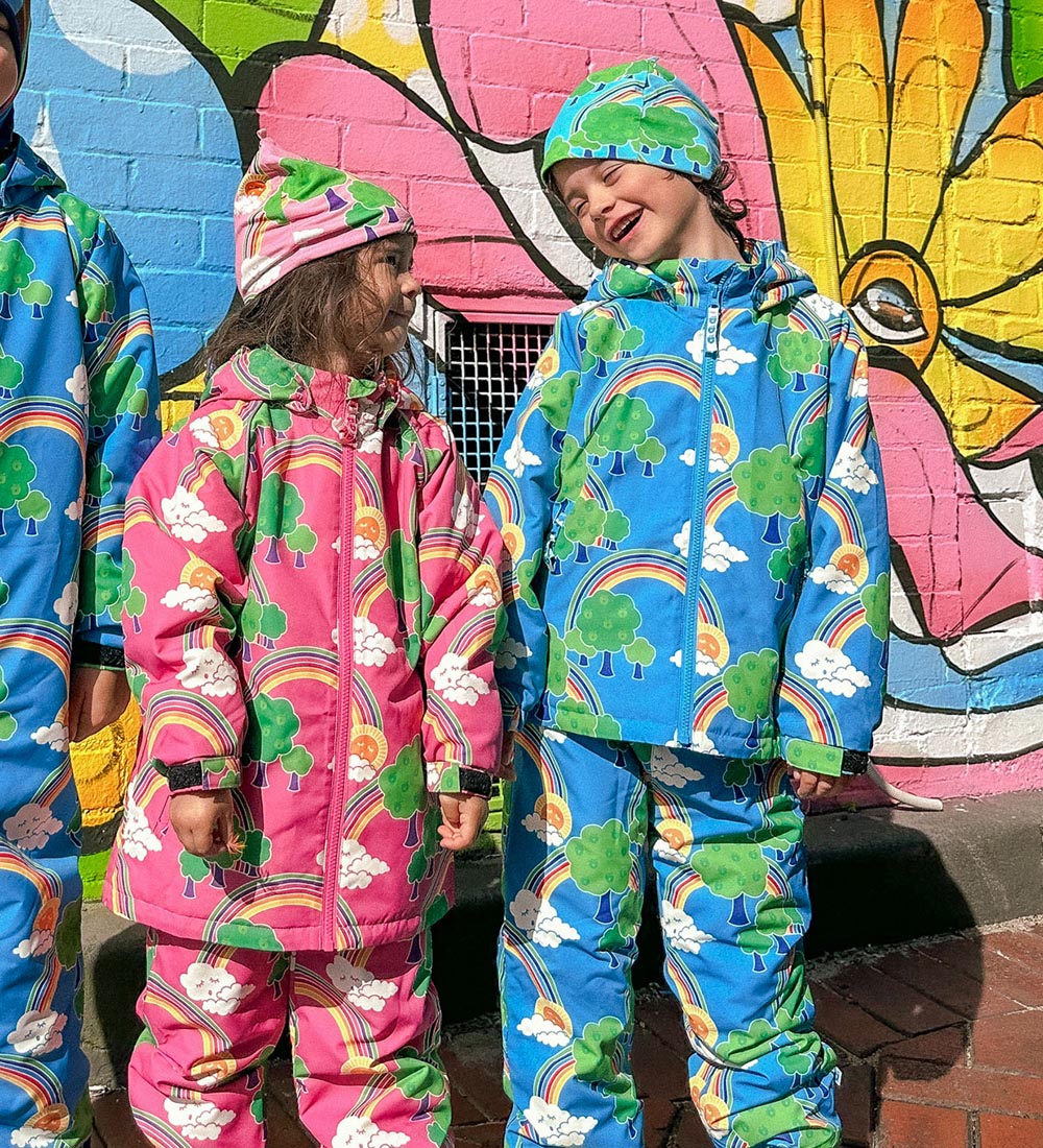 Småfolk Winterjacke - Ocean Blue m. Regenbogenlandschaft