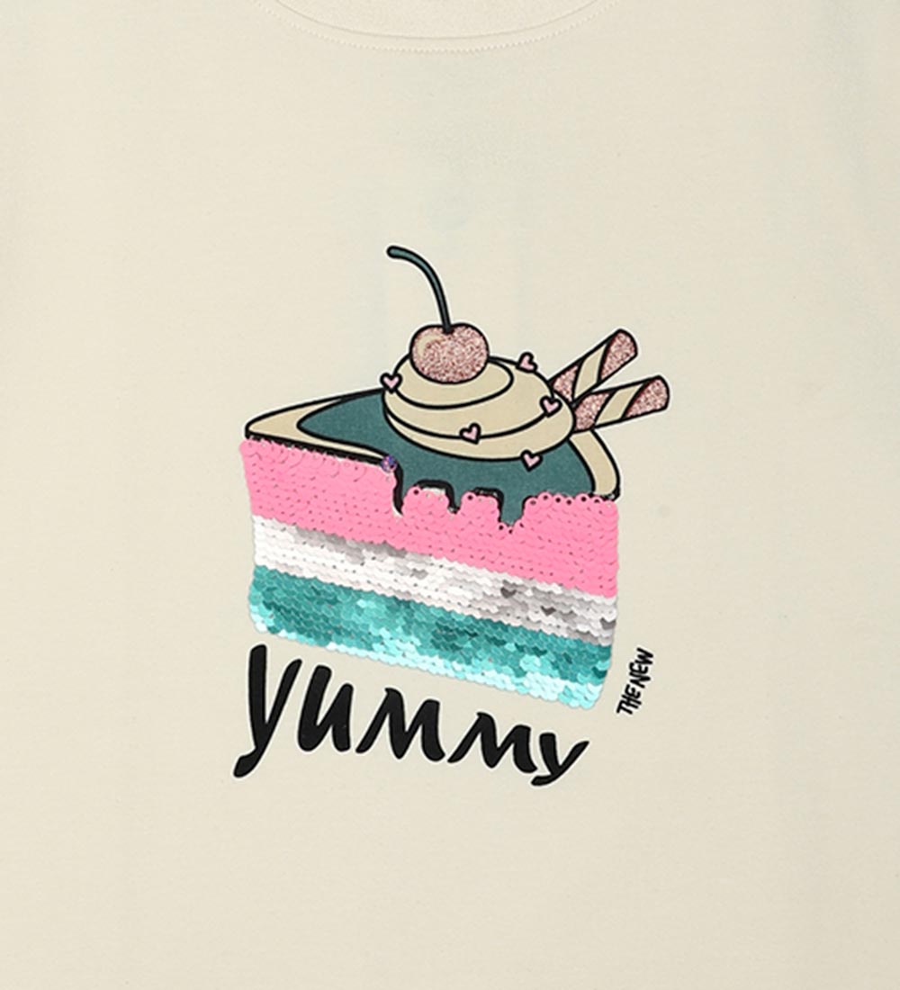 The New T-shirt - TnCake - White Swan w. Sequins