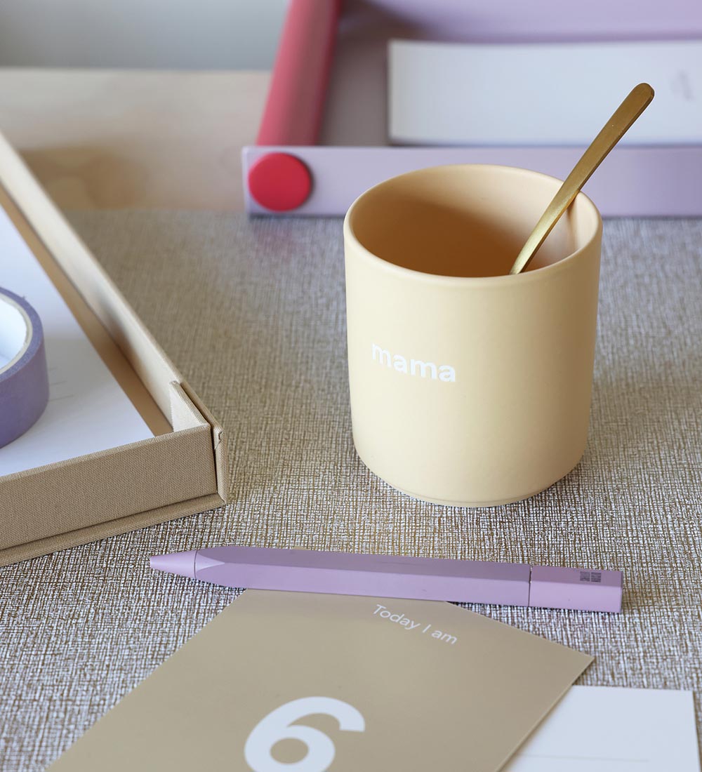 Design Letters Cup - VIP Favourite - MOM Collection - Beige w. M