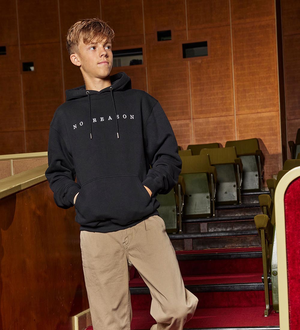 Hound Hoodie - Black w. Embroidery