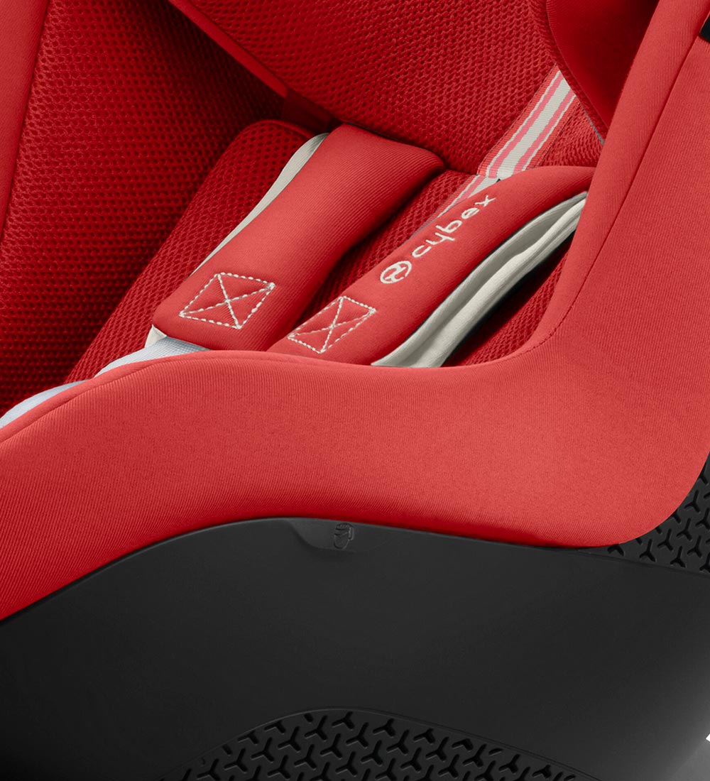 Cybex Car Seat - Sirona Gi i-Size Plus - Hibiscus Red