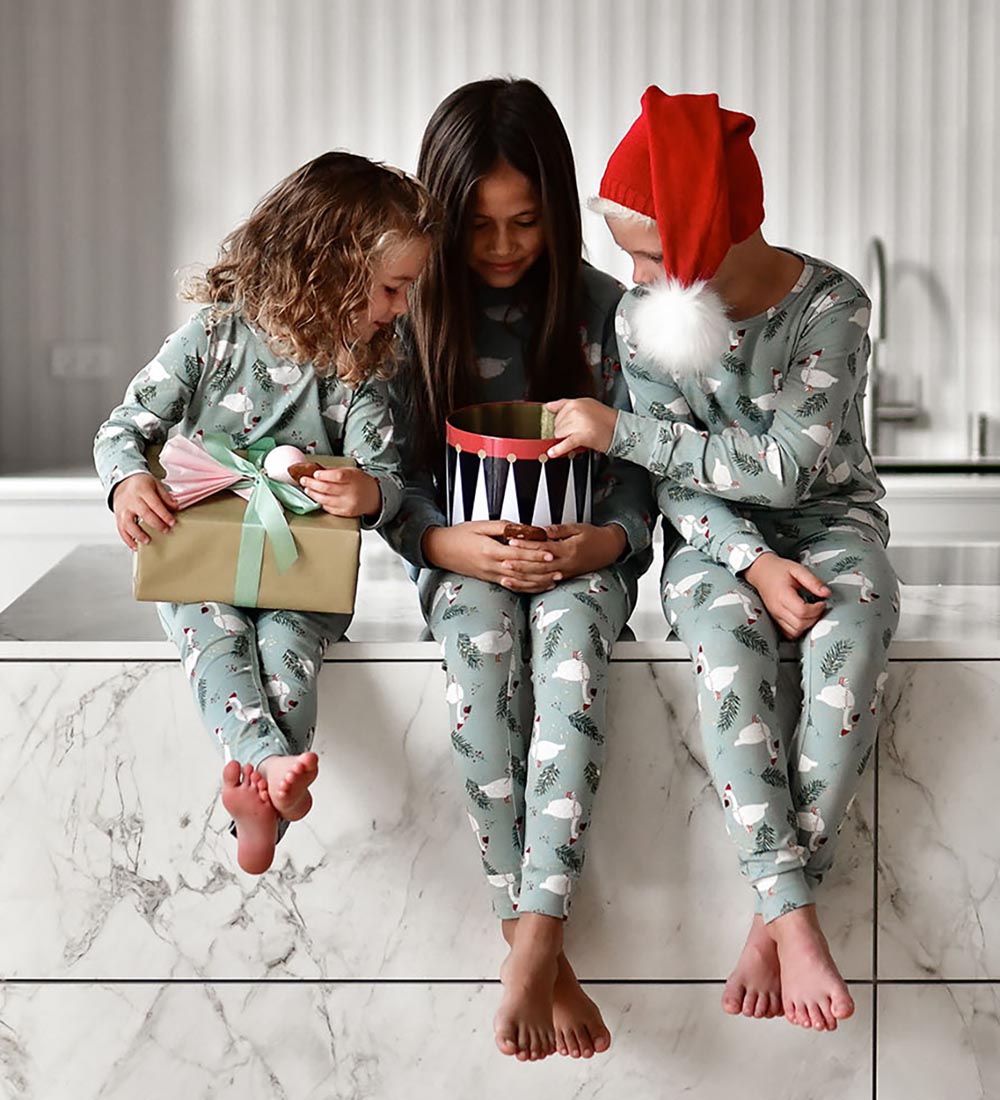 The New Pyjama Set - TnHoliday - Abyss