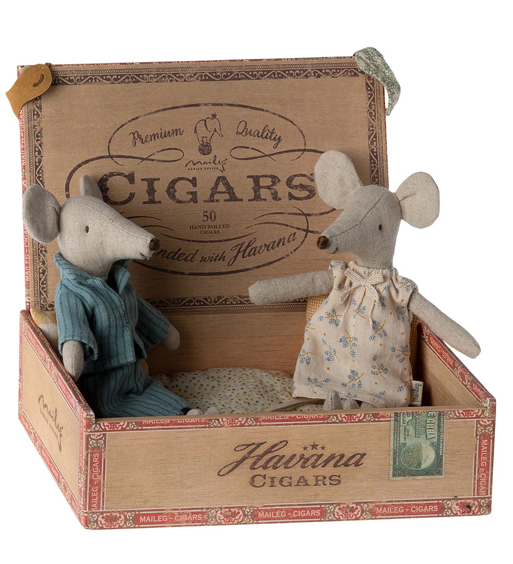 Souris Maileg - Maman et papa dans une boîte à cigares