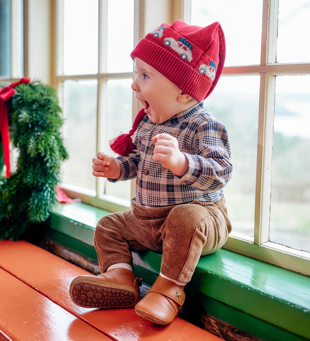 Hust and Claire Christmas Hat - Fifi - Teaberry