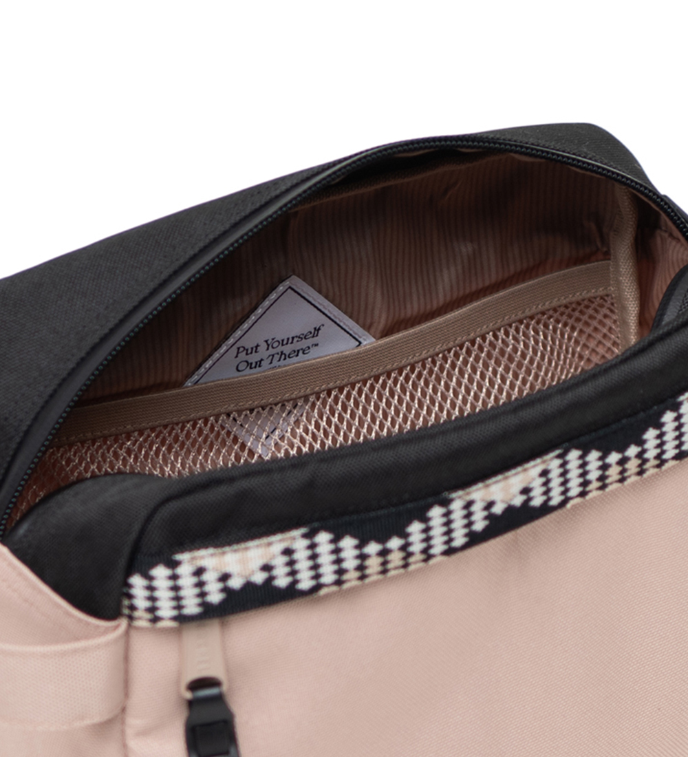 Herschel Toiletry Bag - Chapter - EcoSystem - Light Taupe/Black
