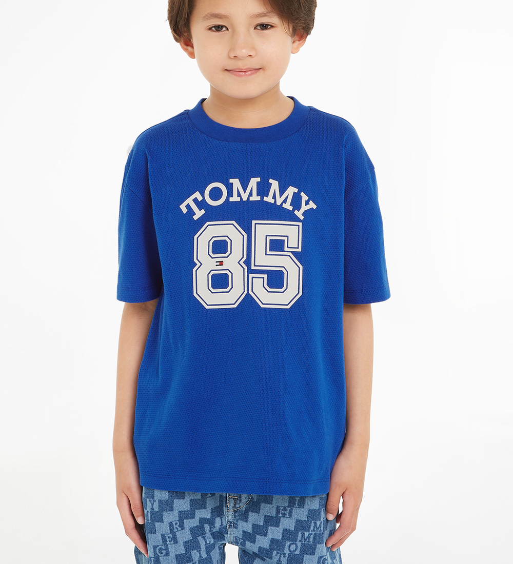 Tommy Hilfiger T-Shirt - Mesh Varsity - Ultra Blue m. Wit