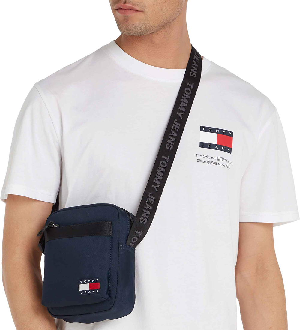 Tommy Hilfiger Axelväska - TLM Daily Reporter - Dark Natt Na