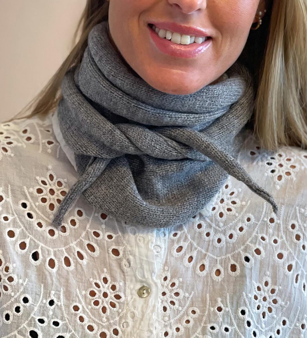 By Stær Scarf - Knitted - Rita - 117x32 cm - Grey