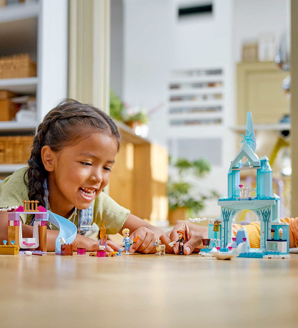 LEGO® Disney - Frozen - Elsa's Frozen Castle 43238 - 163 Partar