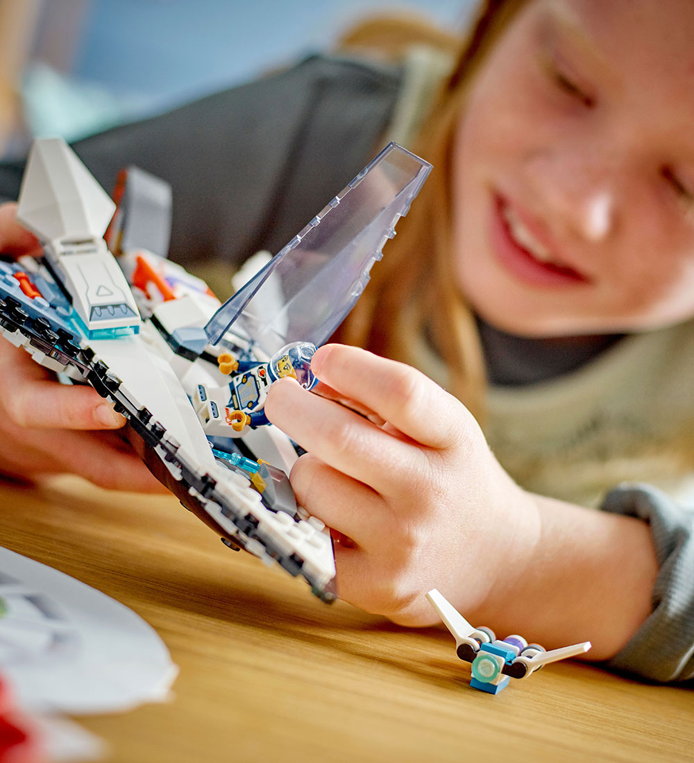 LEGO® City - Interstellar Spaceship 60430 - 240 Parts