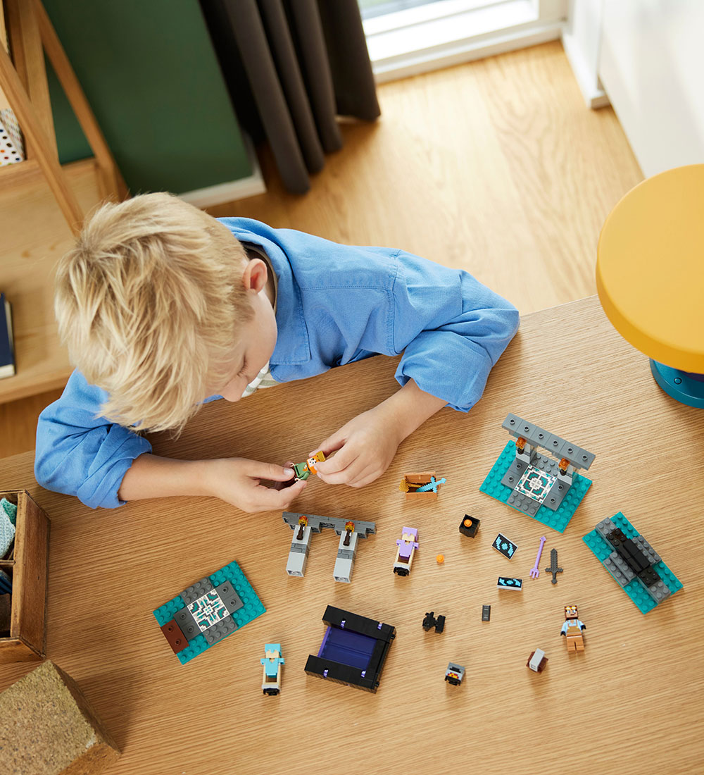 LEGO® Minecraft - The Armory21252 - 203 Partar