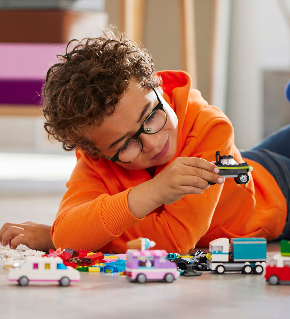 LEGO® Classic+ - Kreative Fahrzeuge 11036 - 900 Teile