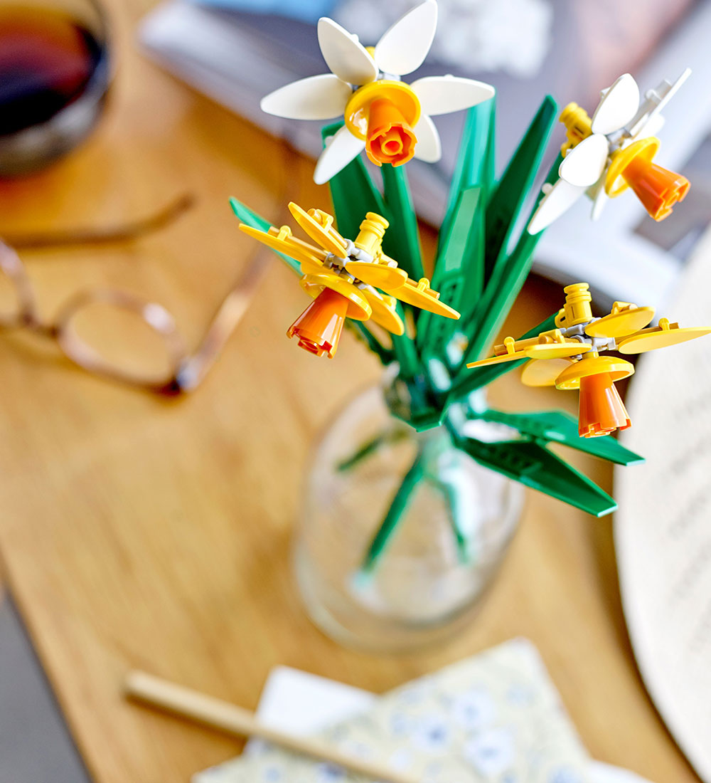 LEGO® Flowers - Daffodils 40747 - 216 Parts
