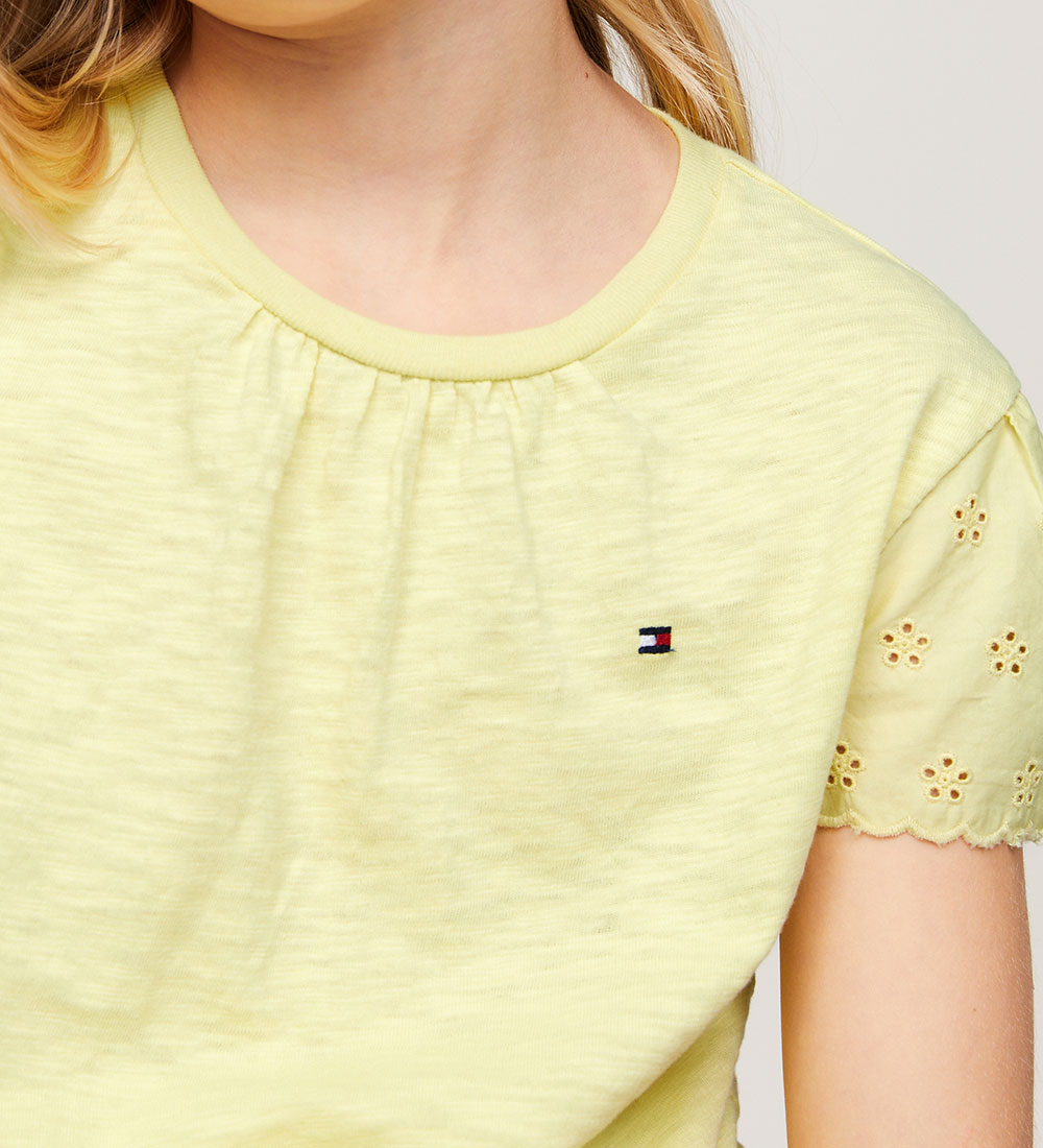 Tommy Hilfiger T-shirt - Embroidery Anglaise - Yellow Tulip