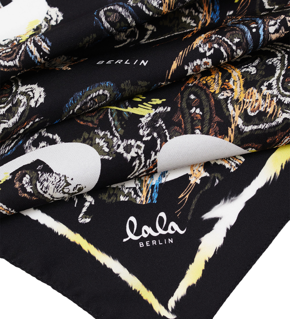 Lala Berlin Scarf - 50x50 - Silk Cube Ahrina - Paisley Park D