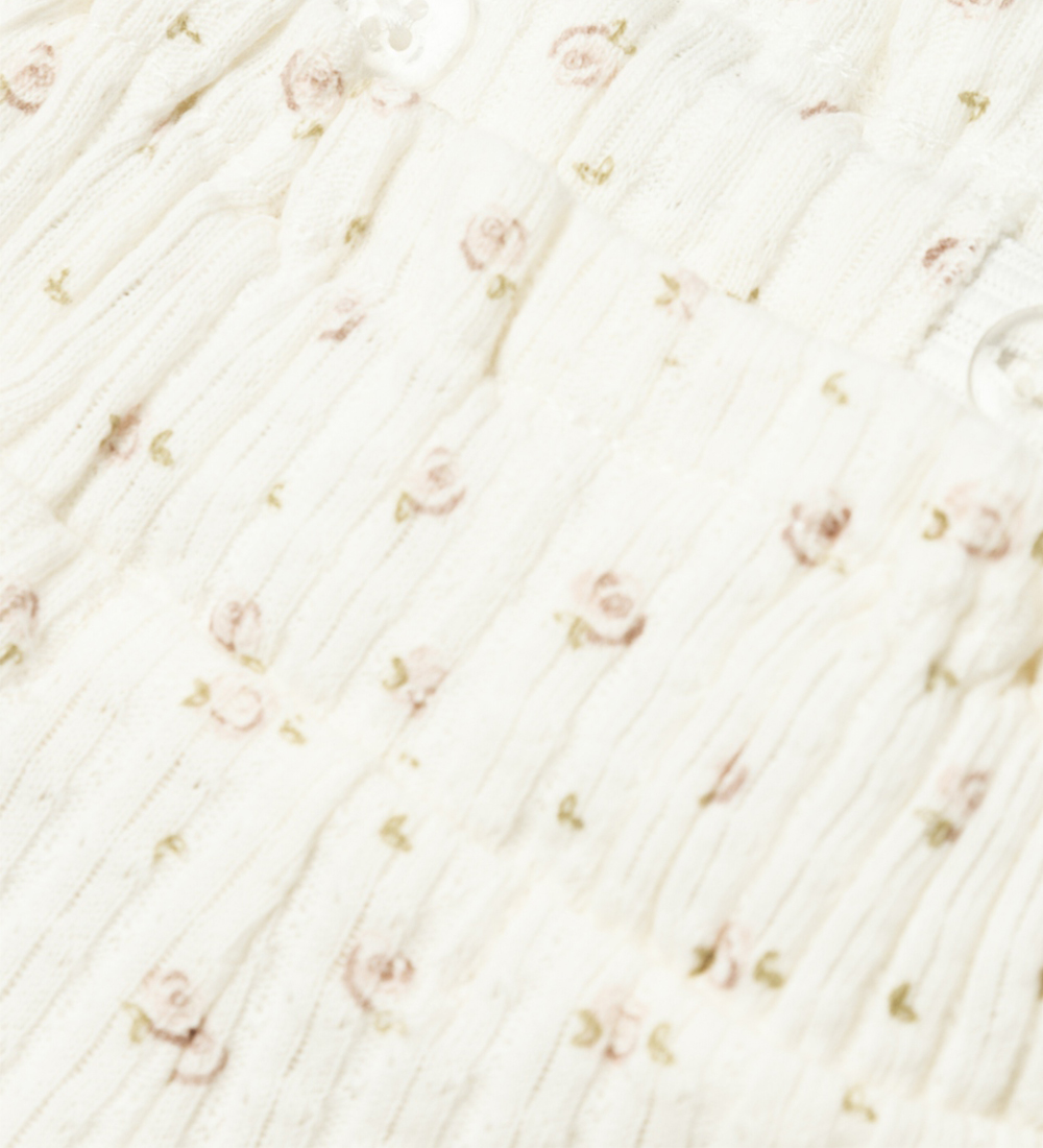 Lil' Atelier Shorts - NmfHulla - Coconut Milk w. Flowers