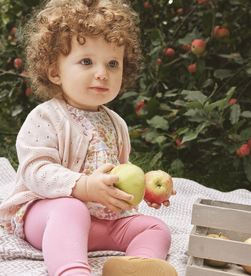 Hust and Claire Cardigan - Stickad - Cillja - Icy Rosa m. Hålmön