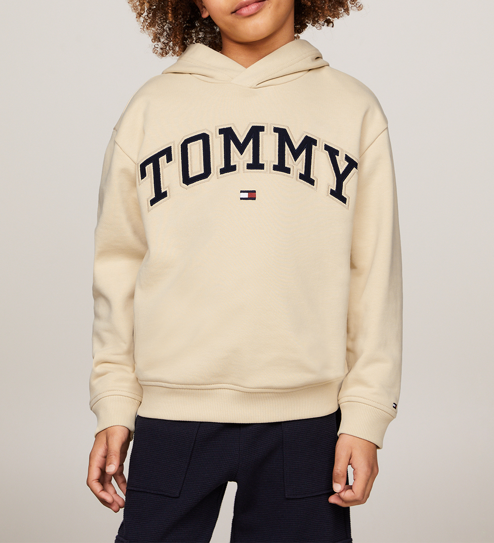 Tommy Hilfiger Kapuzenpullover - Varsity Stickerei - Country Ivo