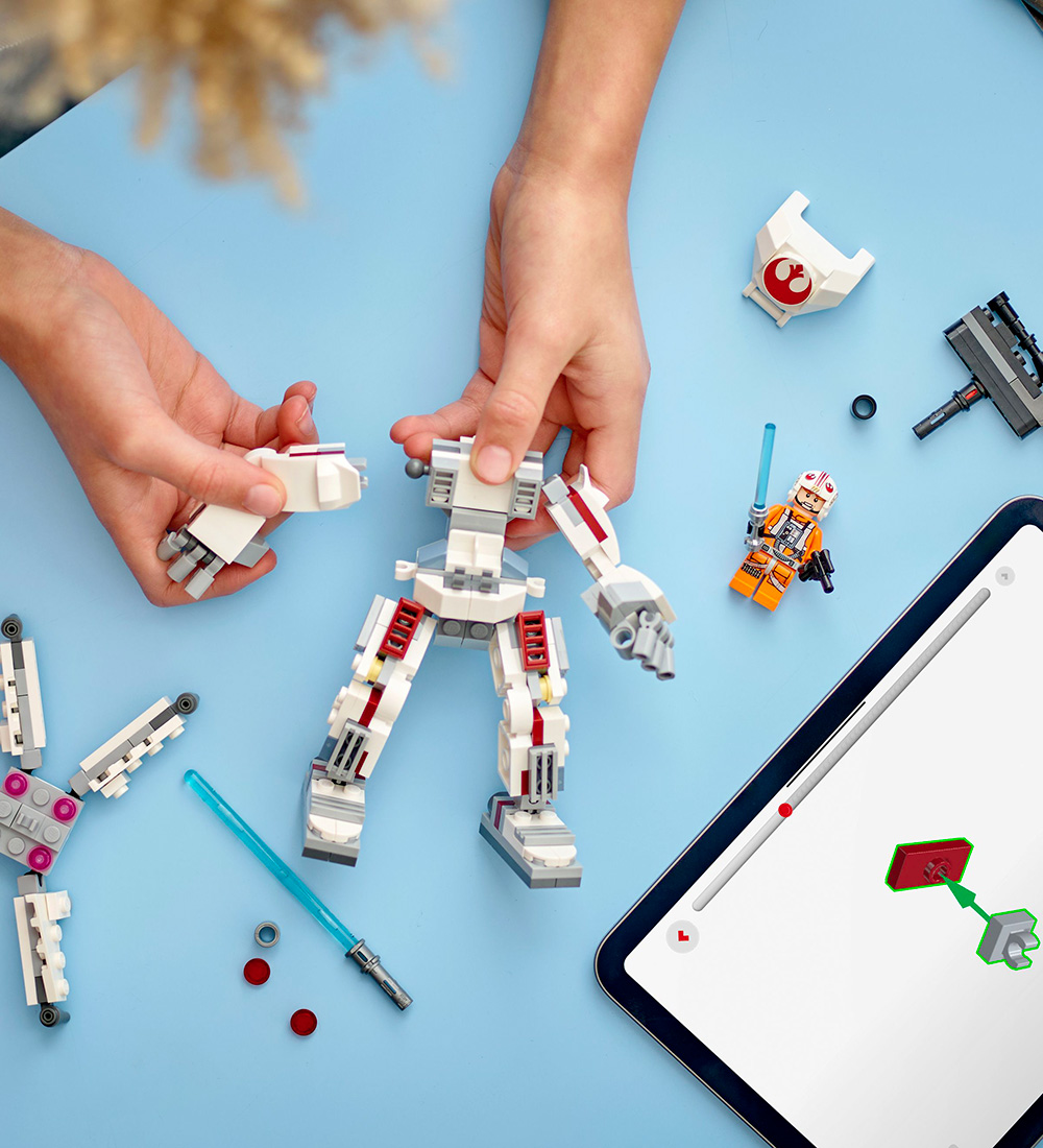 LEGO® Star Wars - Luke Skywalker X-Wing Mech 75390 - 195 Partar