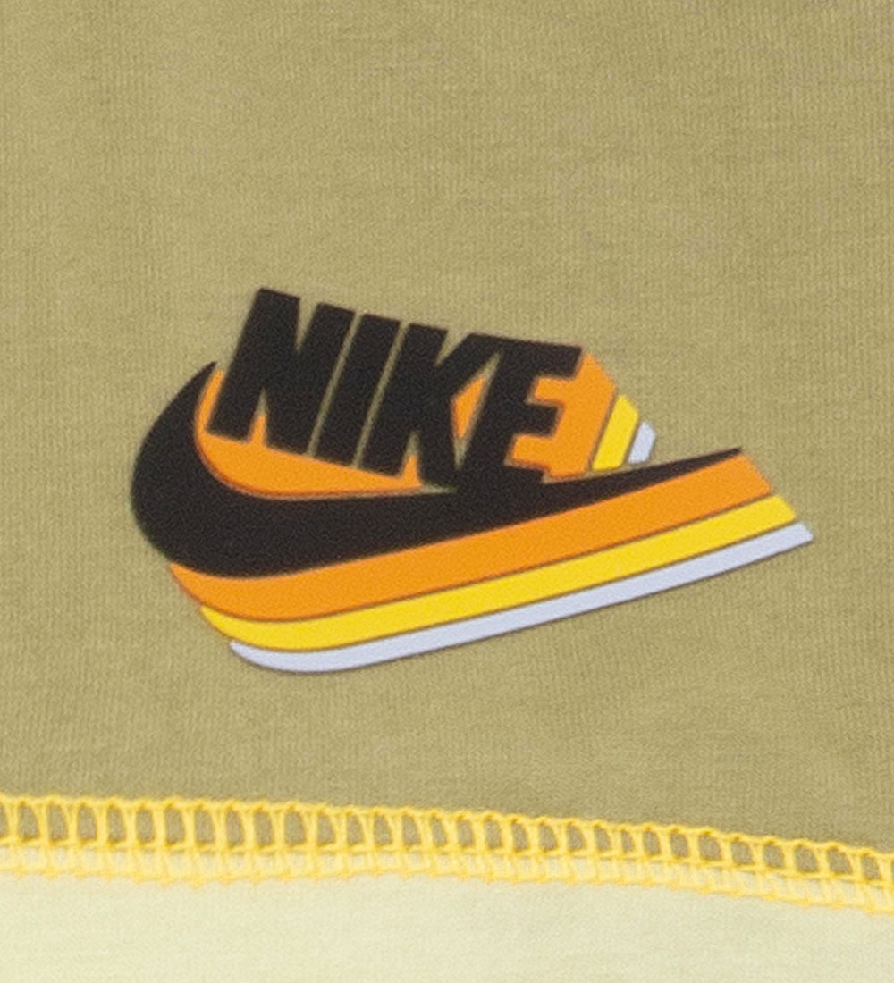 Nike Shorts Set - Shorts/T-shirt - Neutral Olive