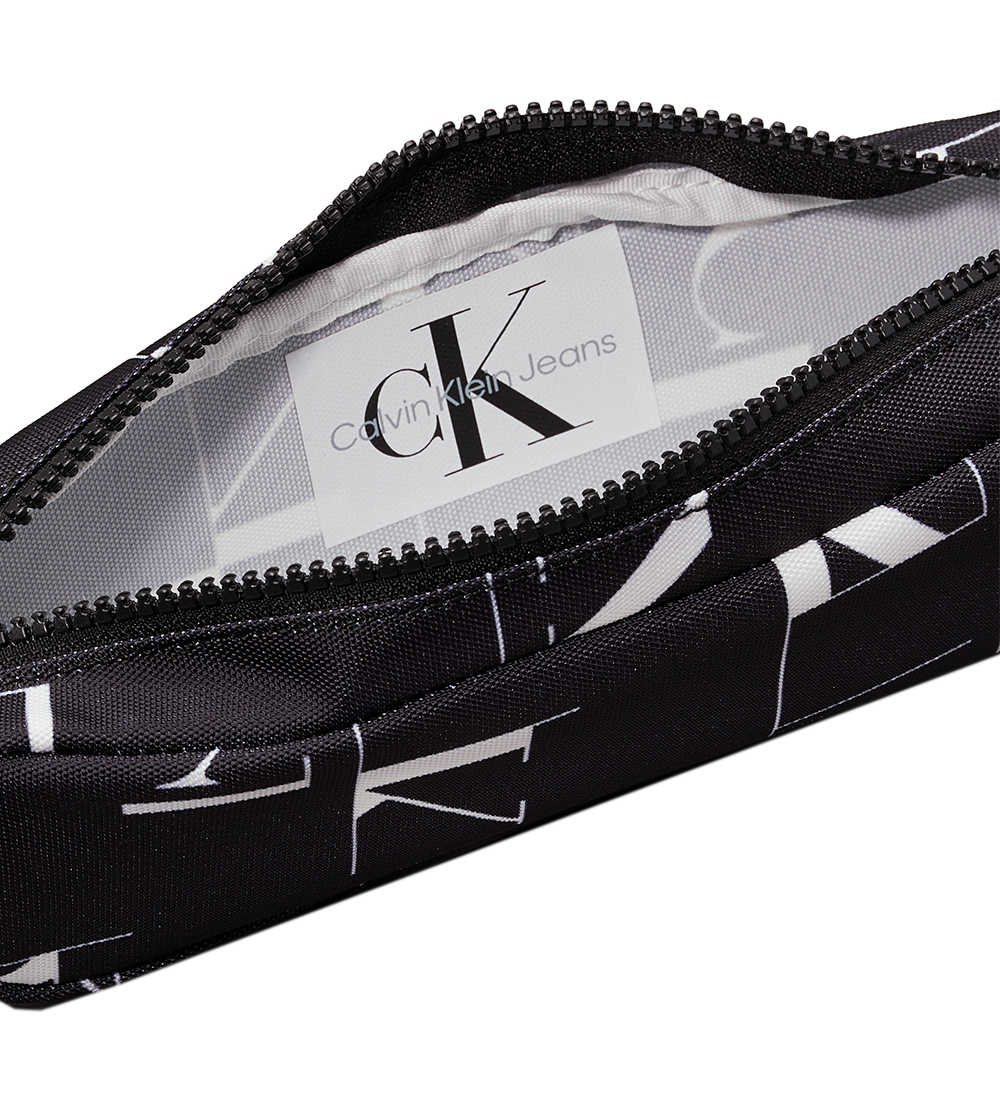 Calvin Klein Pencil Case - City Grid - Black w. White