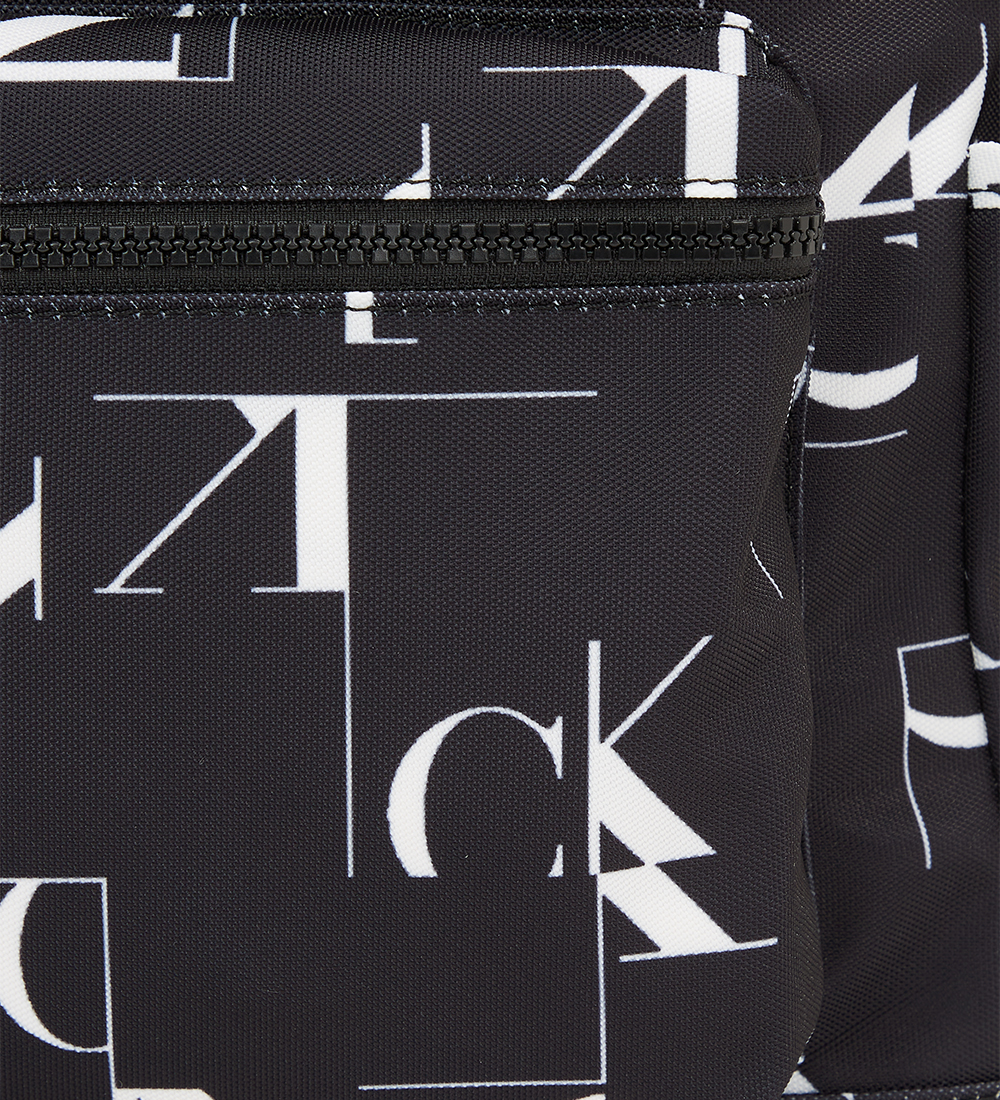 Calvin Klein Schulranzen - City Gitter - Schwarz m. Weiß