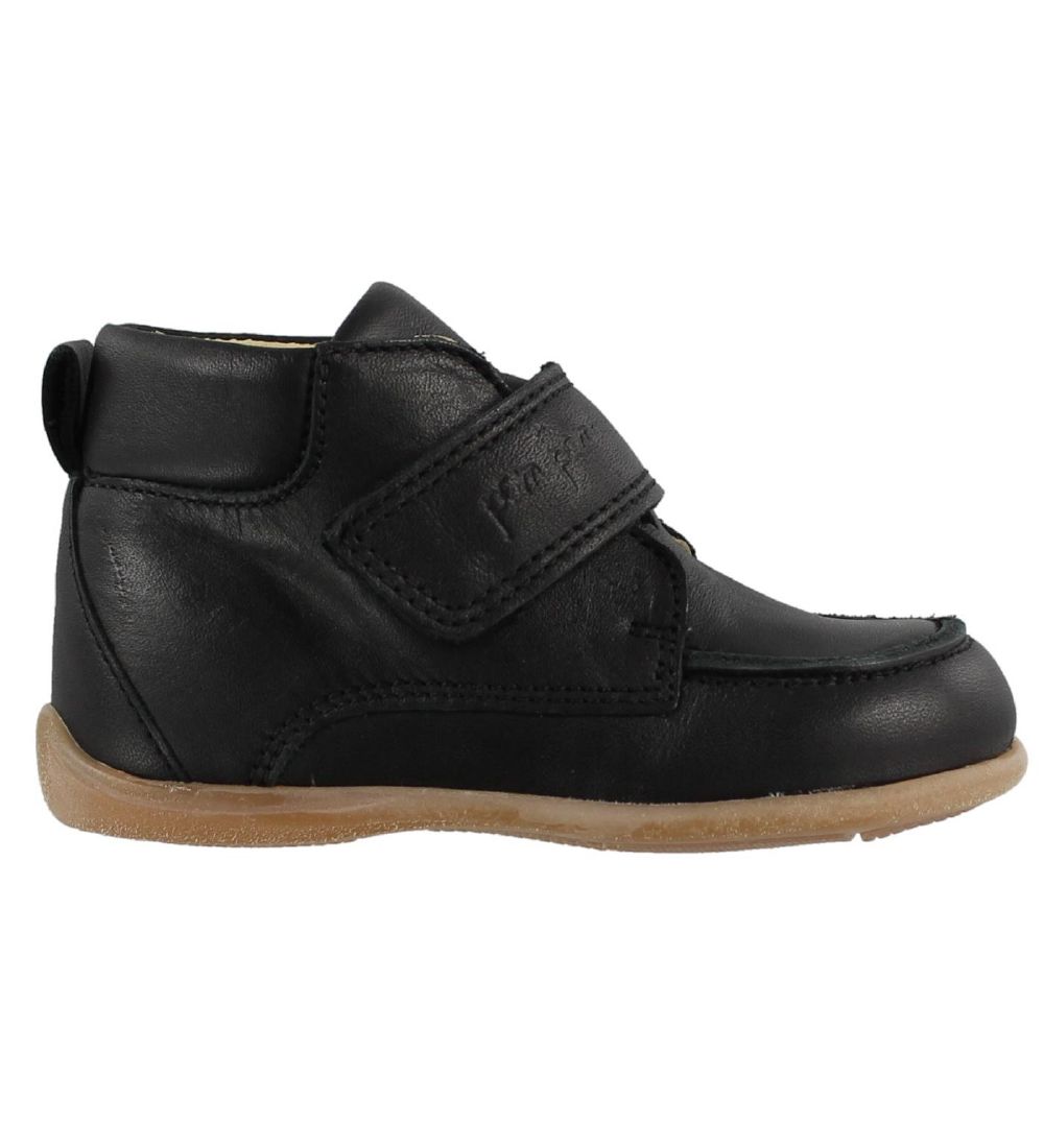 Pom Pom Prewalker - Black