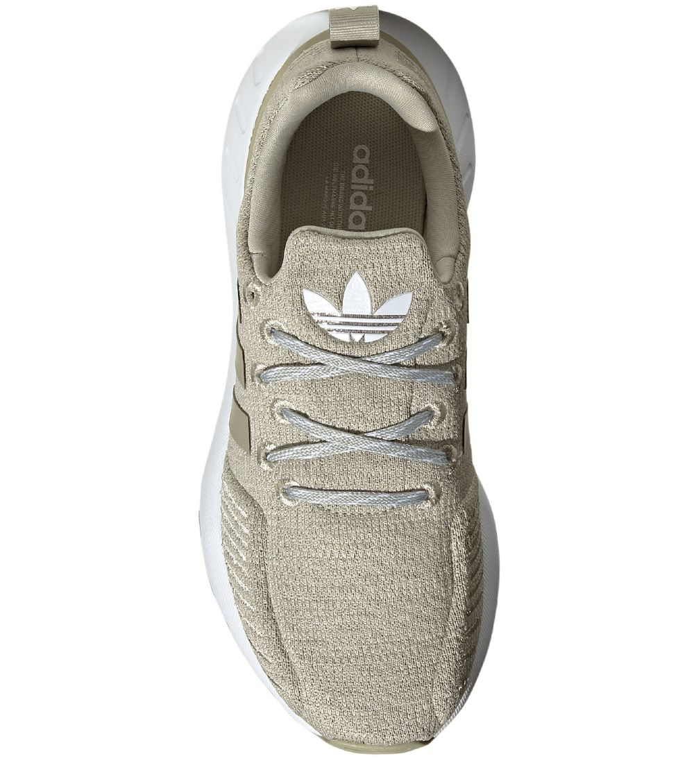 Adidas swift hot sale run sesame