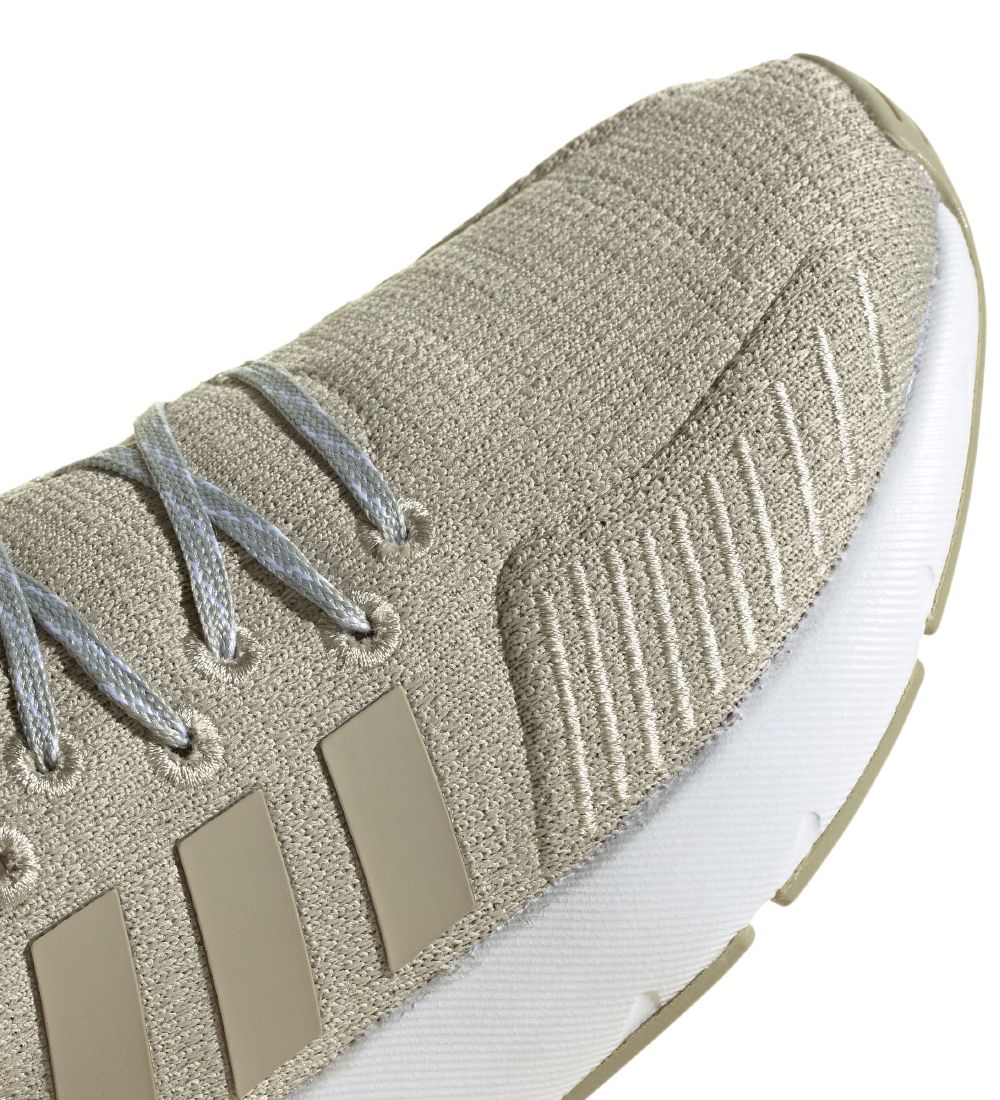 Swift run sesame sale