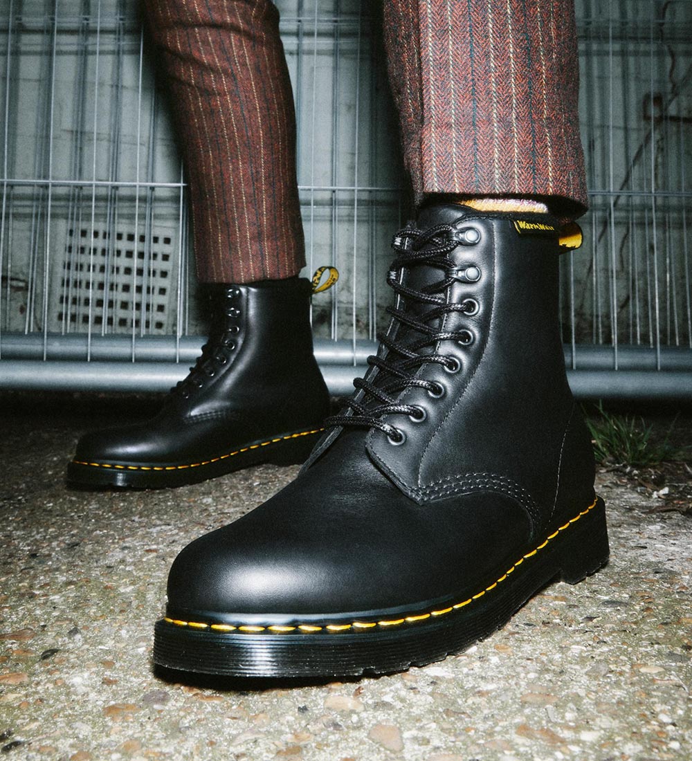 Dr. Martens Winter Boots - 1460 Pascal Valor WP - Black