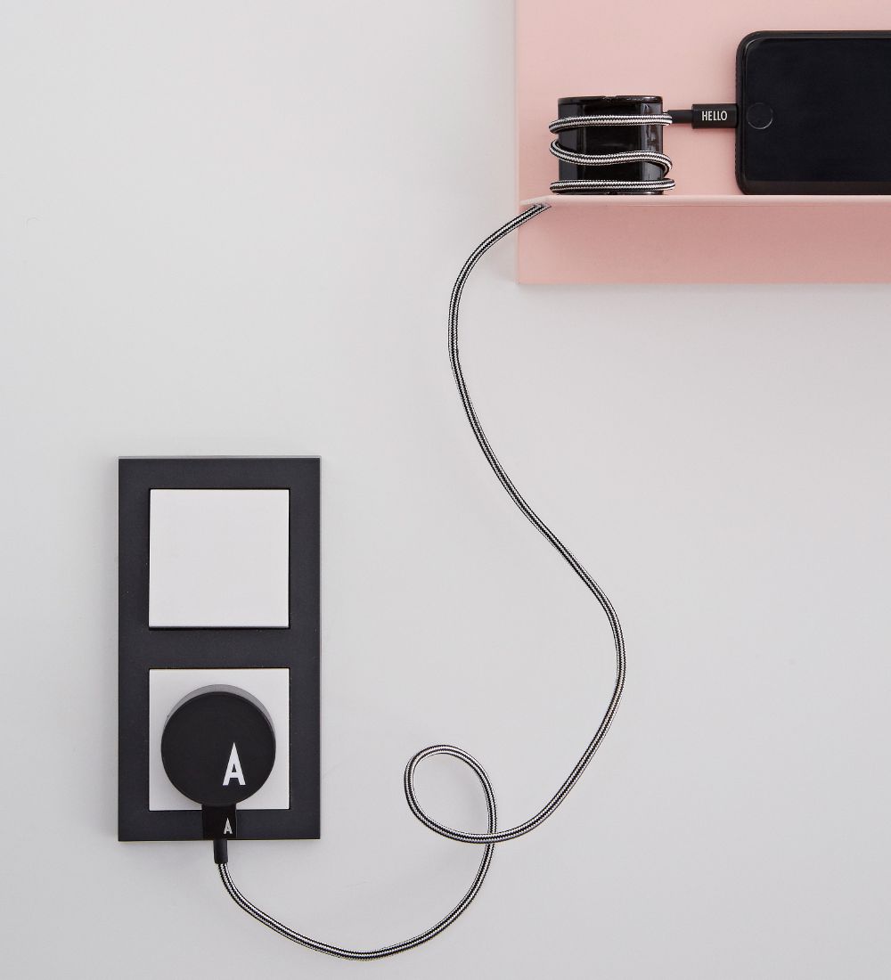 Design Letters Adapter - C - Black