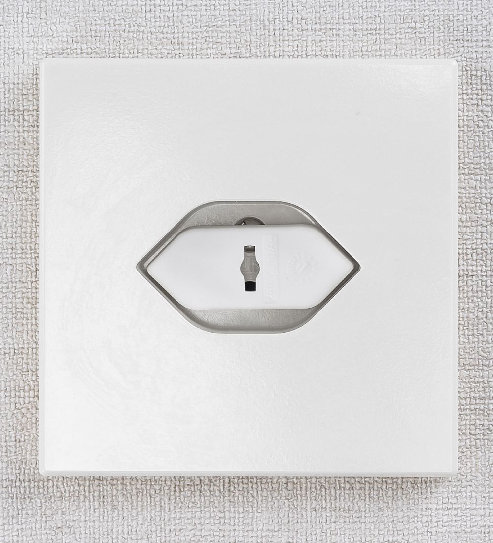 Reer Socket Covers - 8 pcs - White