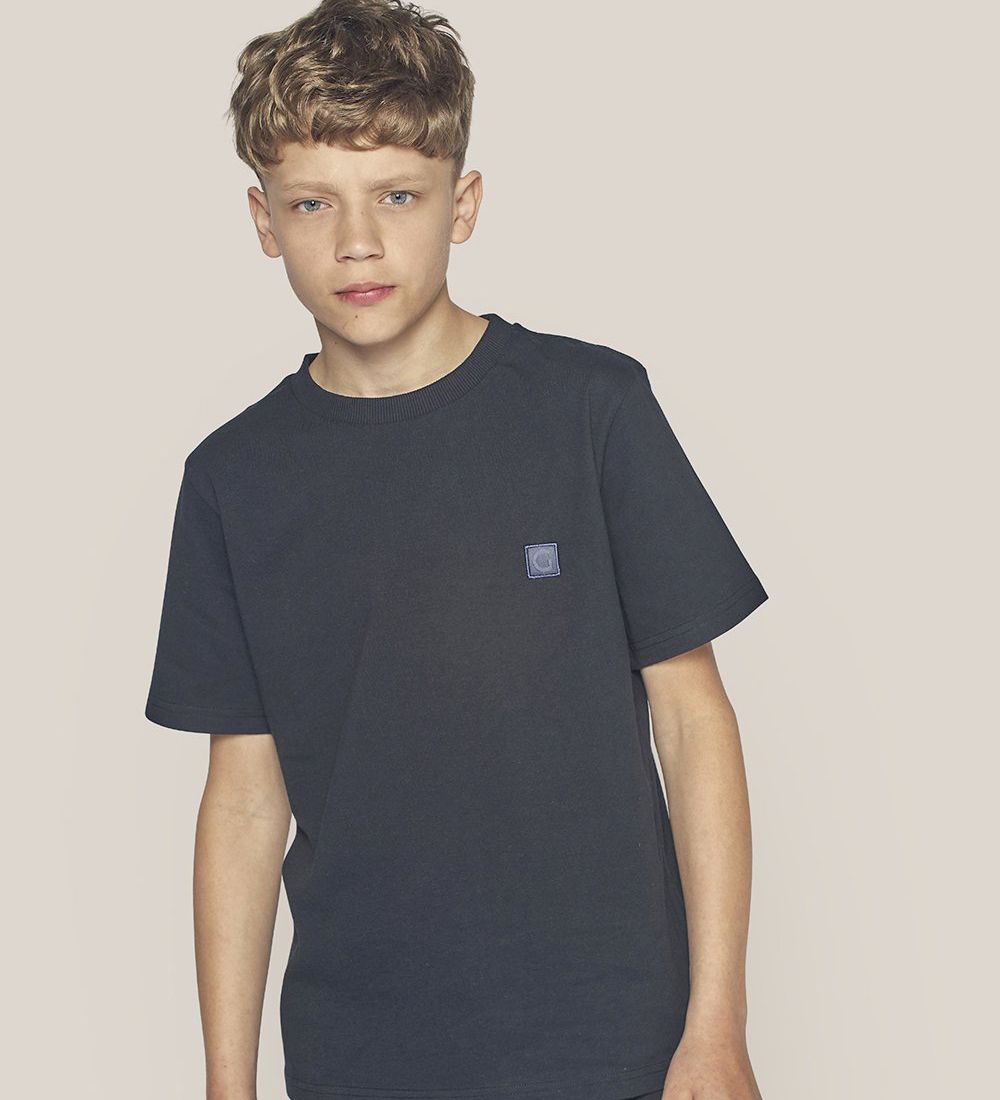 Grunt T-shirt - OUR Praise - Black