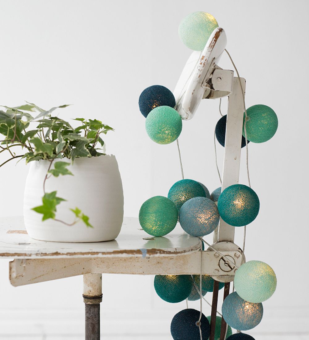 Iris Lights Chain - Cool Mint