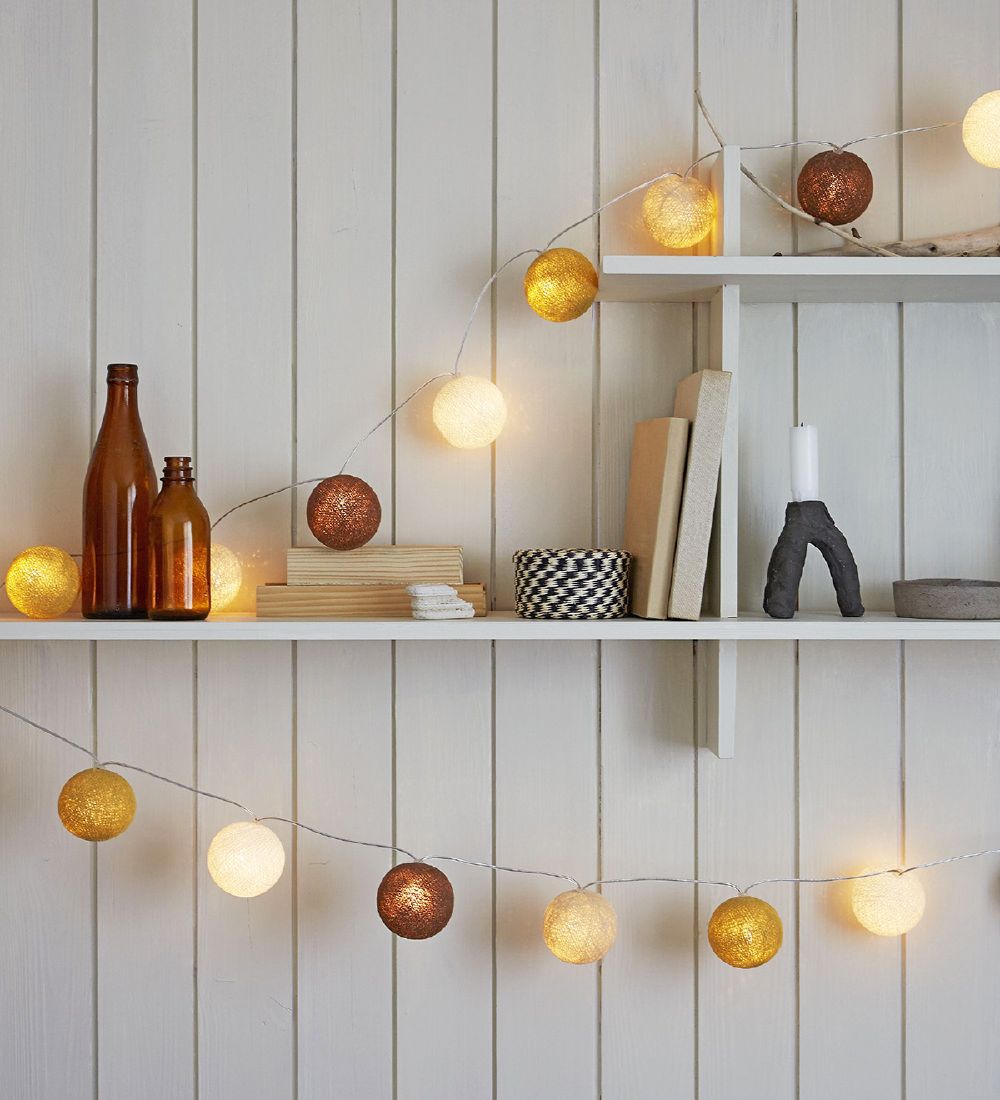 Iris Lights Light Chain - 20 Lights - Biscotti