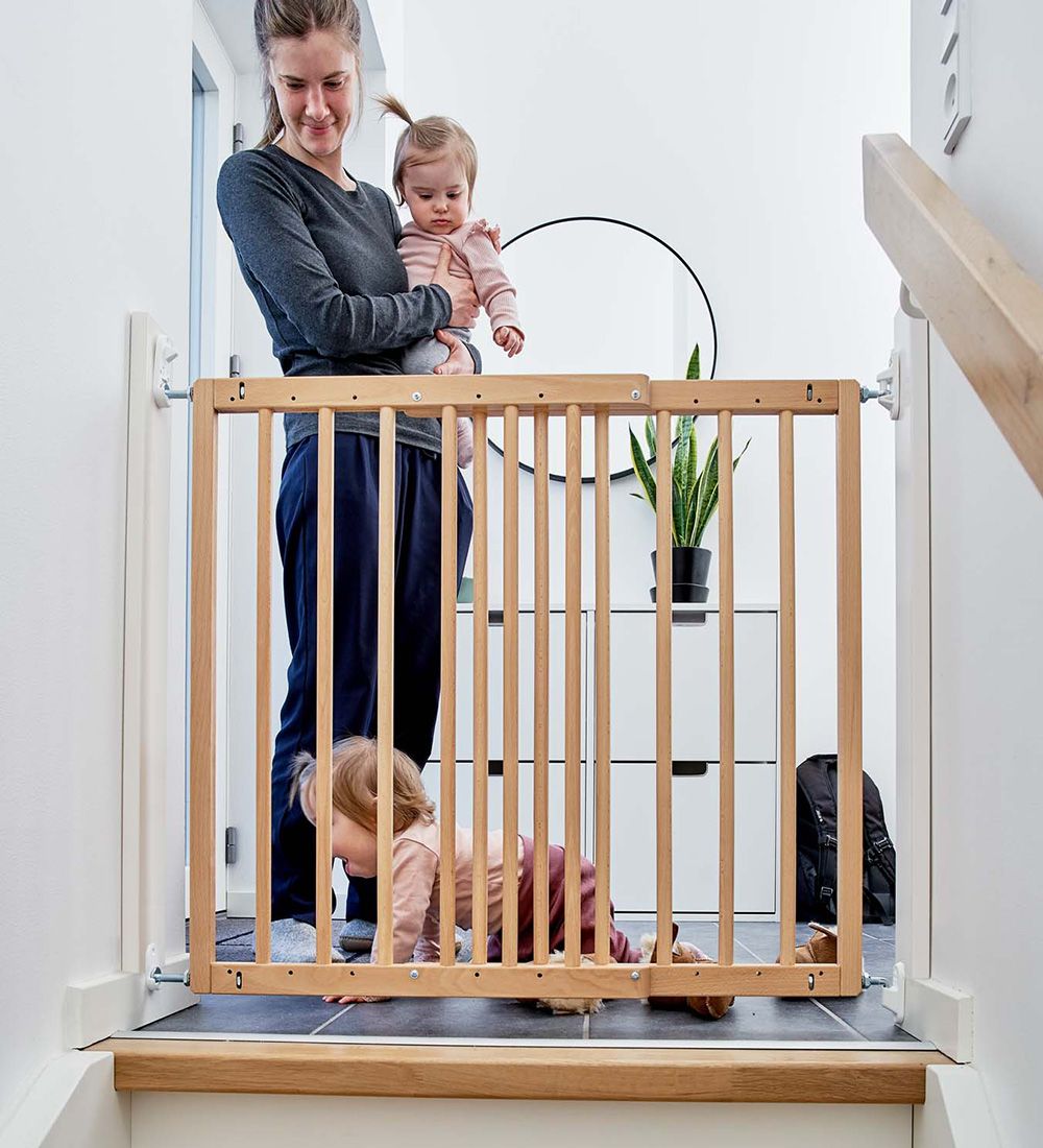 BabyDan Skyddsgaller - Trä - 60,5-102 cm - Multidan - Brun